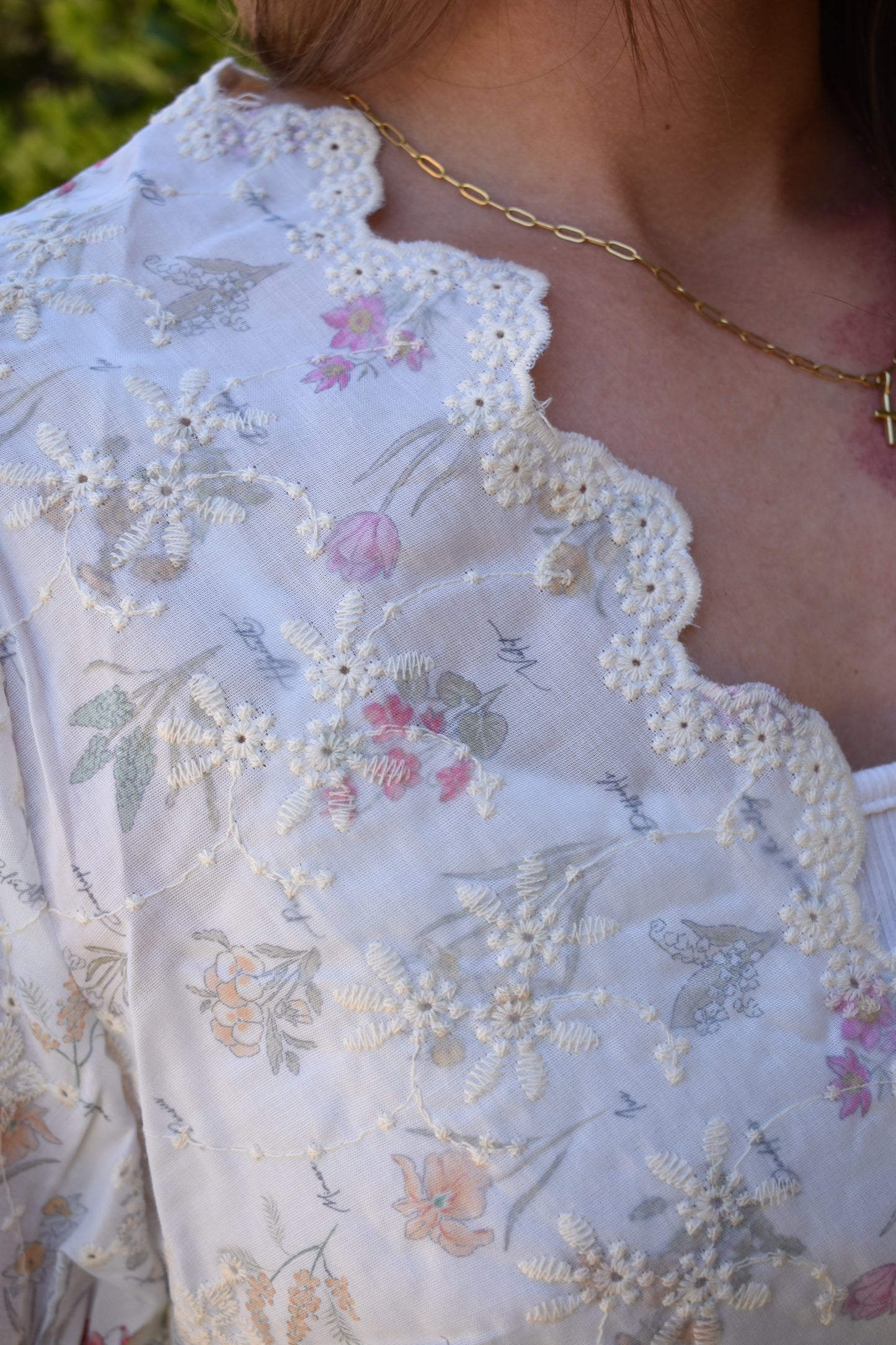 Dainty Tie Top